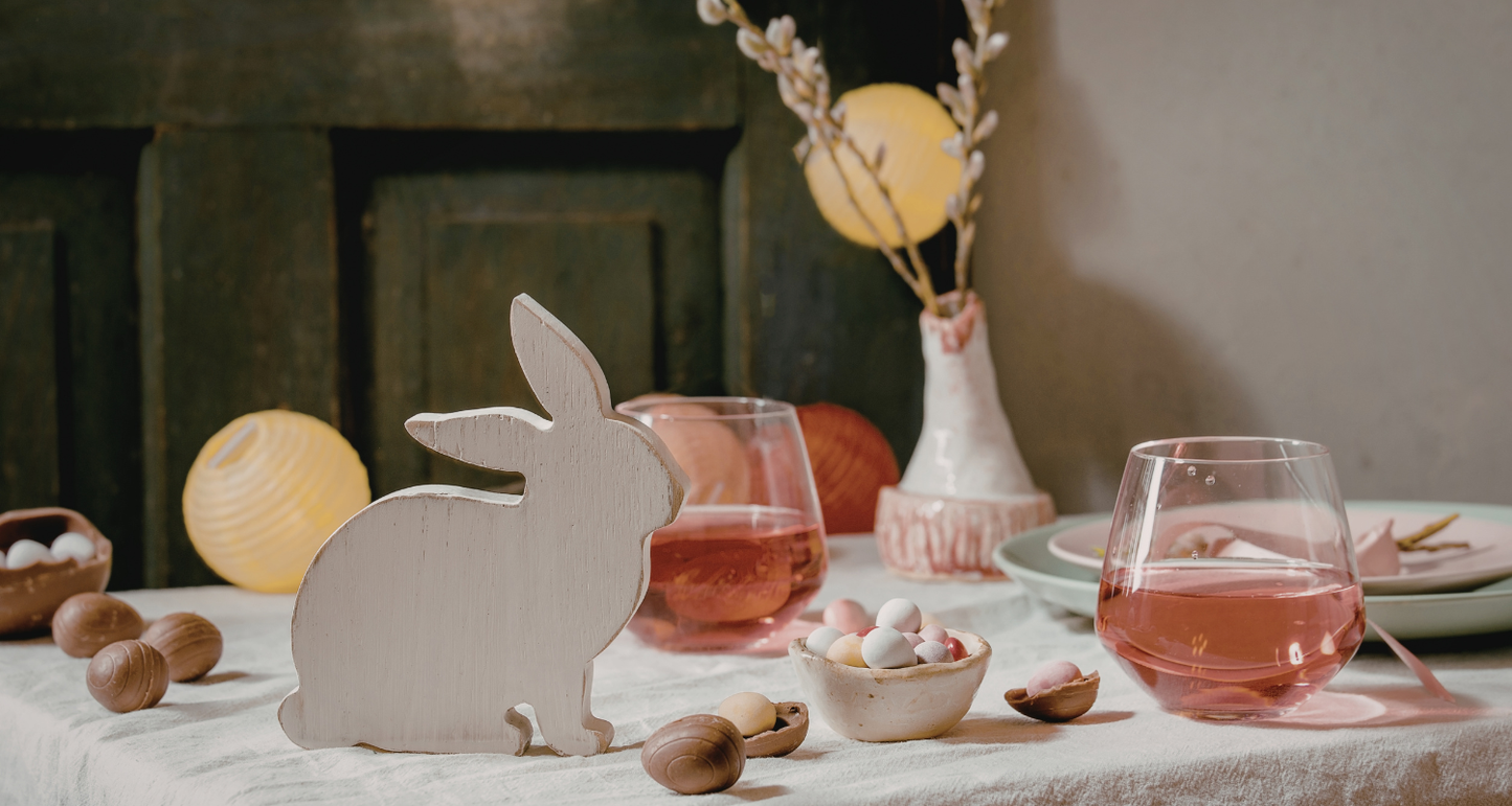 What Wine Goes with Easter Dinner? Pairings for Ham, Brunch, and Spring Dishes