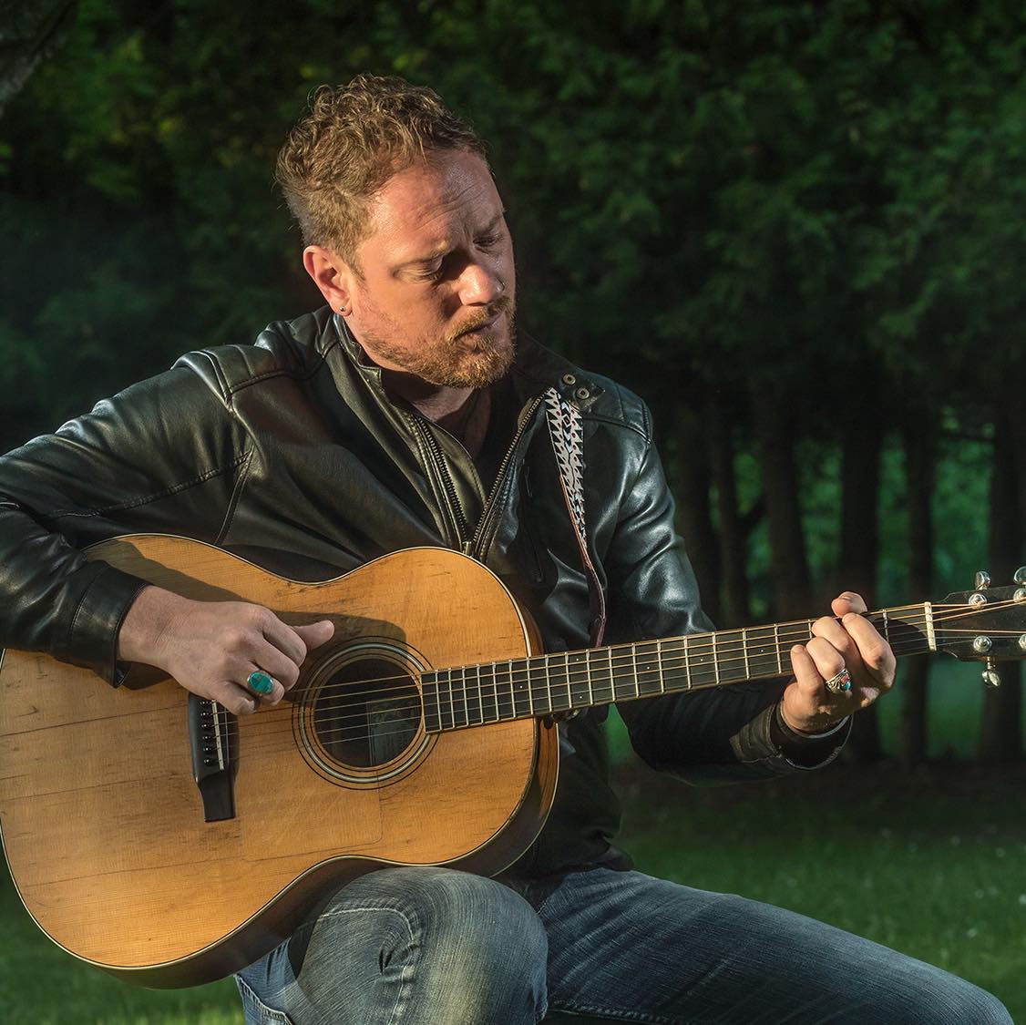 Live at Rove, Levi Britton